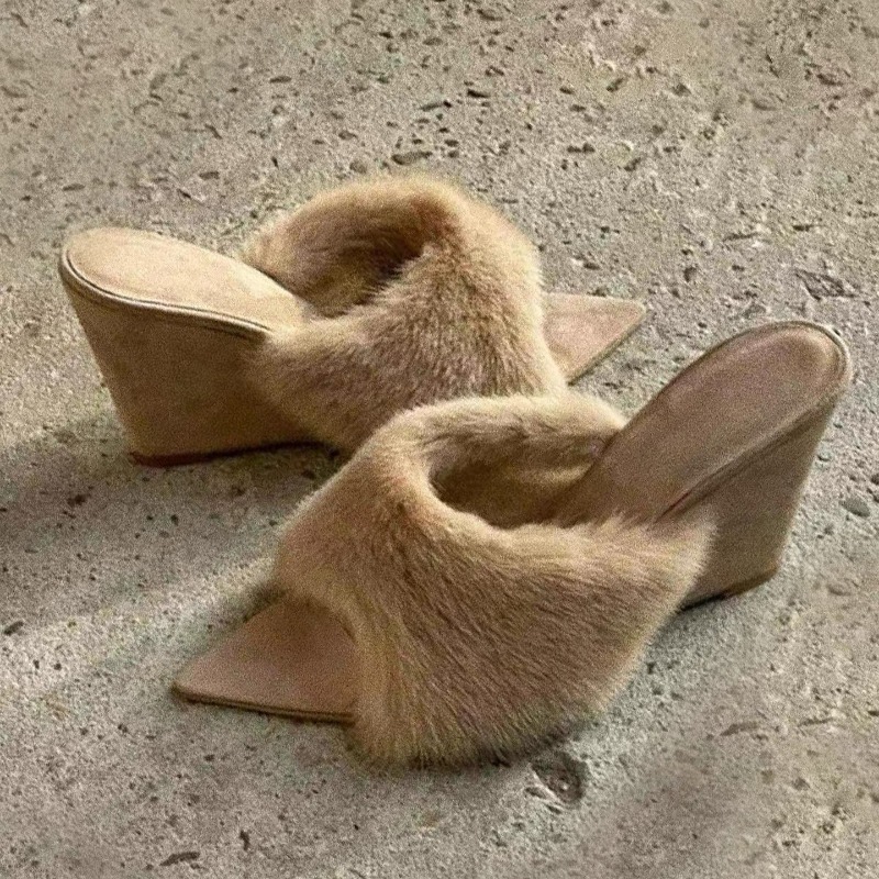 Fluffy Women Slippers Wedges P - Winter Clothing Trends 2025 评论和价格